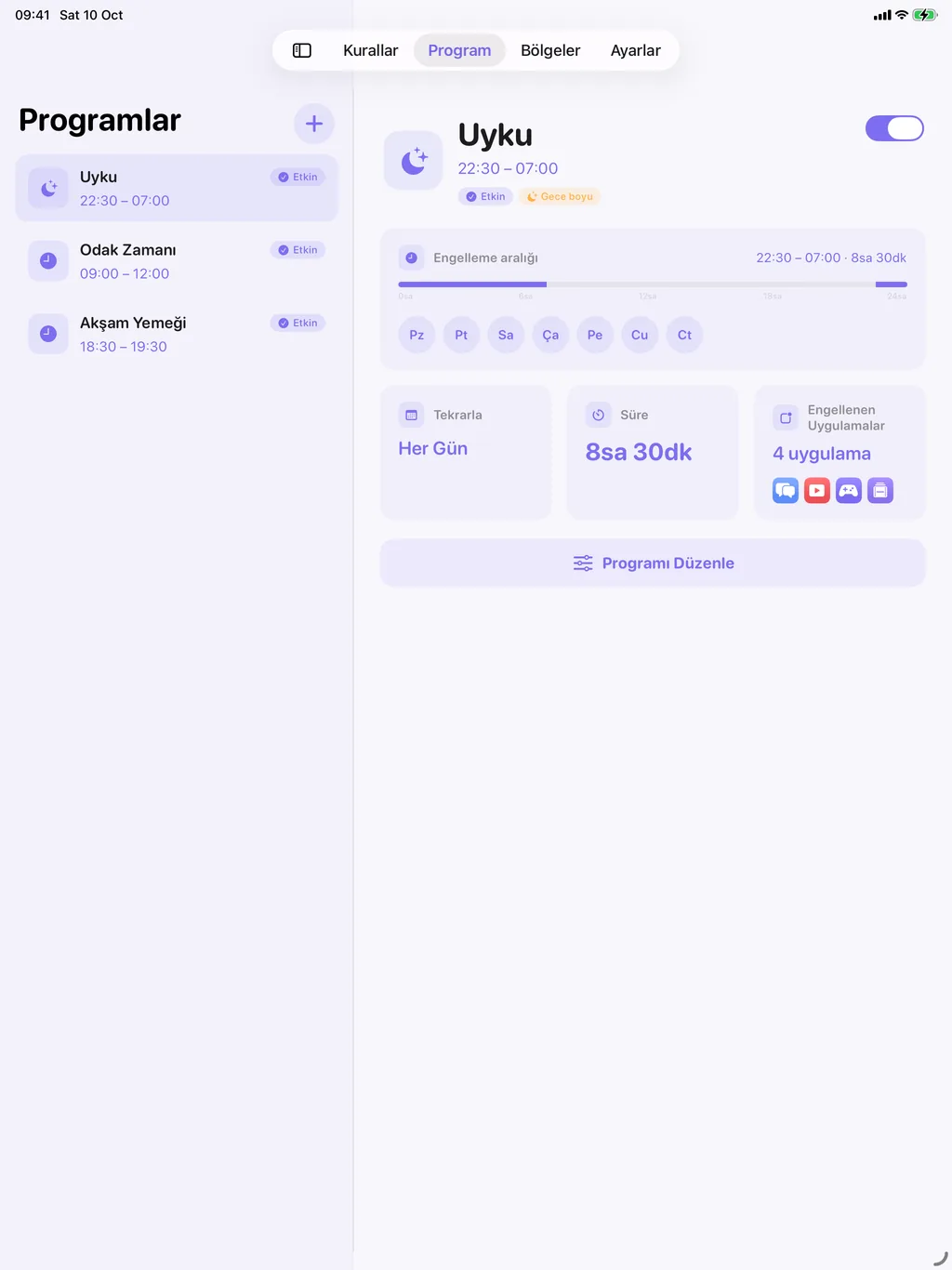 iPad'de TimeBack: program listesi ve yanında programın paneli